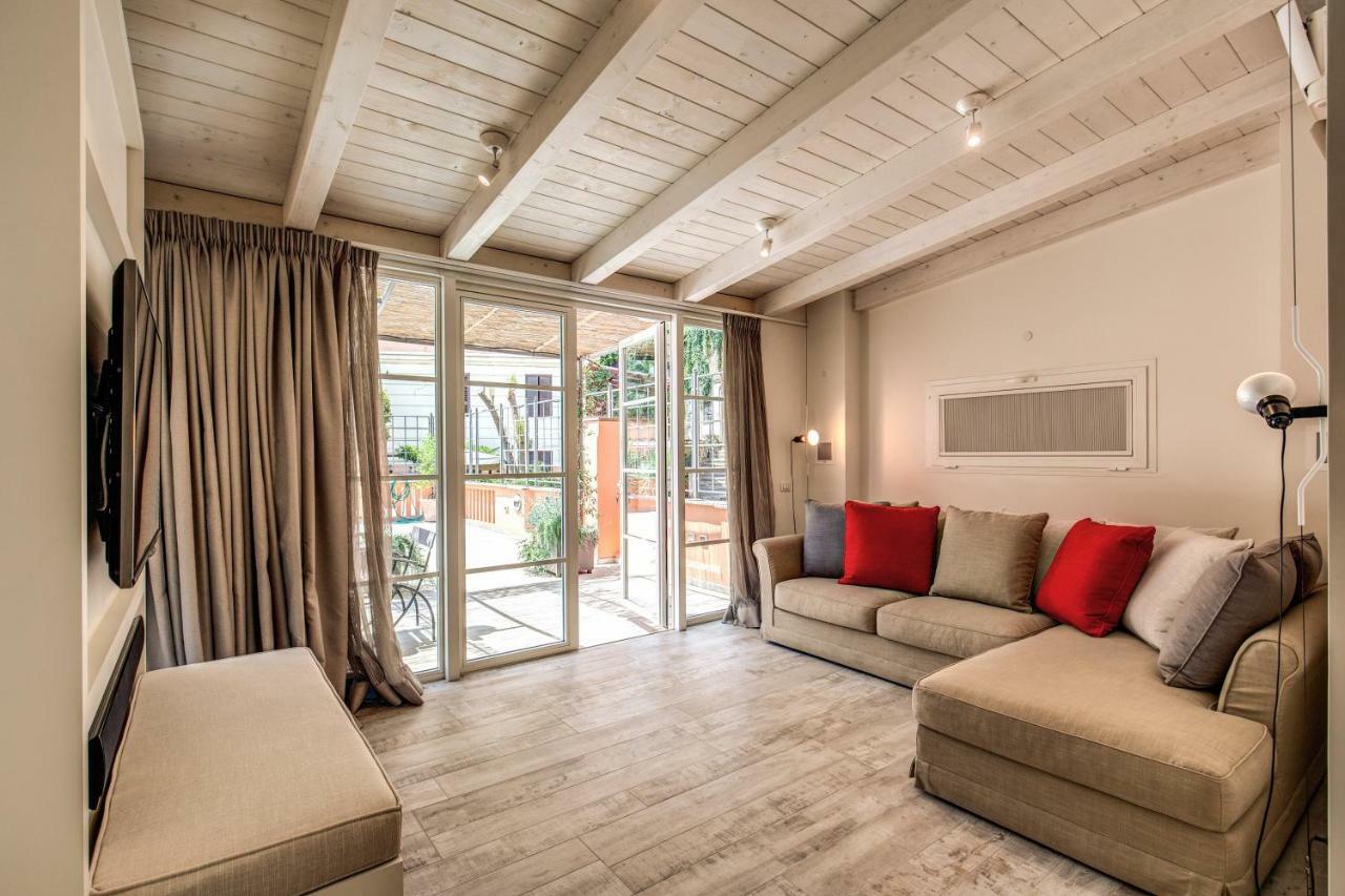 Luxuary Terrace Trastevere Рим Экстерьер фото